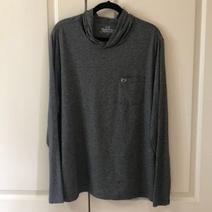 Men’s Hooded Long Sleeve Shirt. Vineyard Vines.